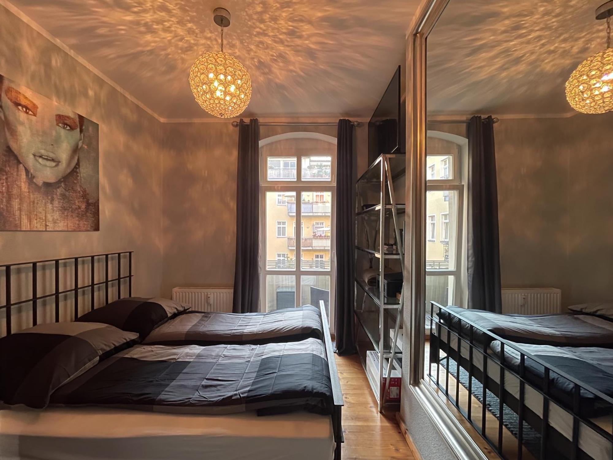 Appartement Bevoflats Altbauwohnung Mit Balkon Prenzlauer Berg